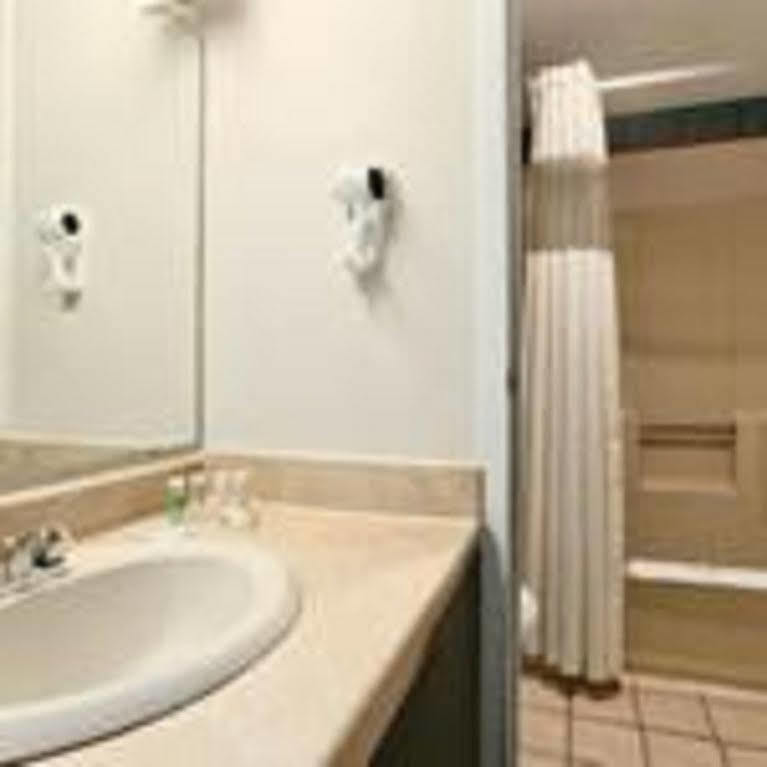 Diamond Carlisle Hotel Ngoại thất bức ảnh